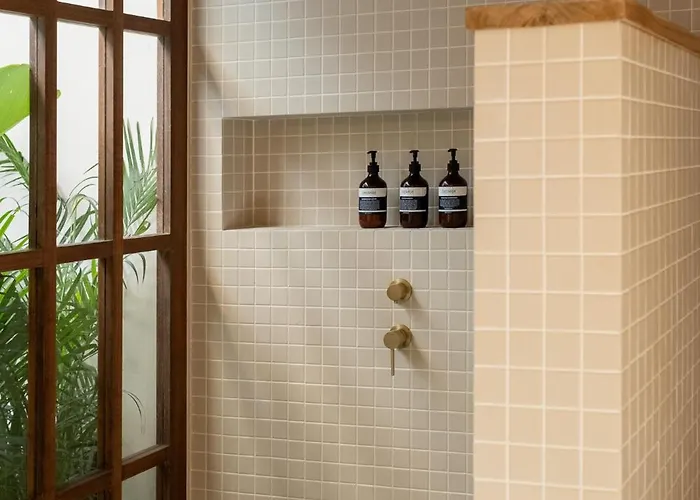 Appartamento Calista Empat Design-forward 1br Loft In Jungle 10 Minutes From Beaches *