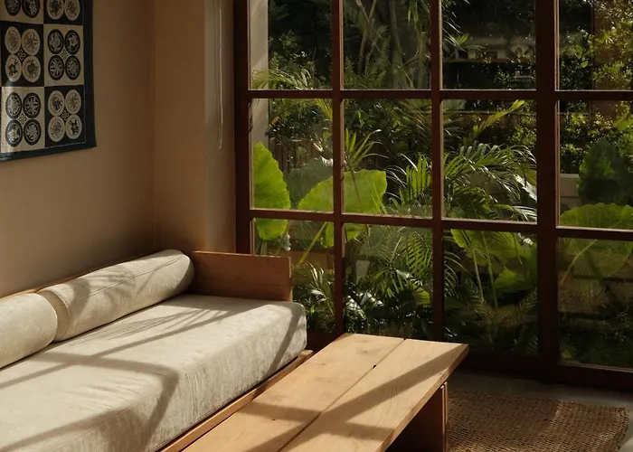 Calista Empat Design-forward 1br Loft In Jungle 10 Minutes From Beaches Appartamento *