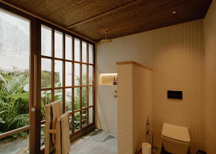 Calista Empat Design-forward 1br Loft In Jungle 10 Minutes From Beaches Appartamento *